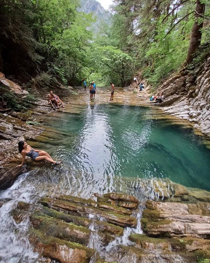 Rouista Tzoumerka Resort Vurgaréli Kültér fotó